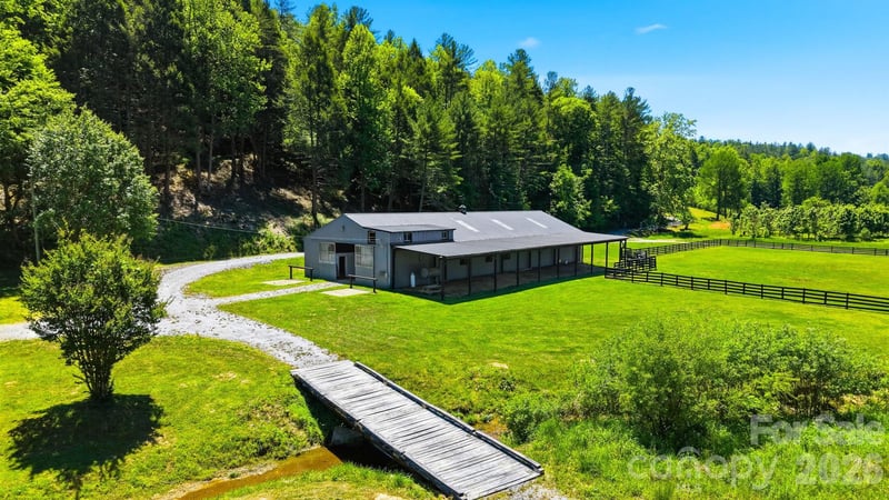 Roby Martin Rd, Lenoir, NC 28645