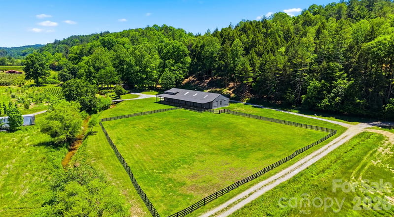 Roby Martin Rd, Lenoir, NC 28645
