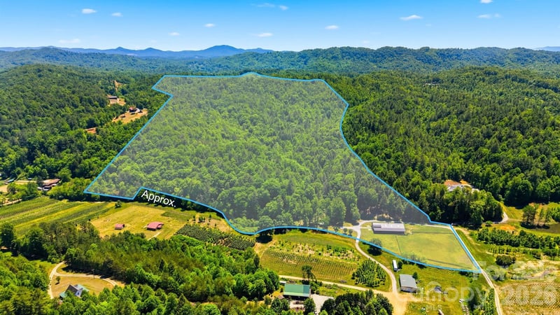 Roby Martin Rd, Lenoir, NC 28645