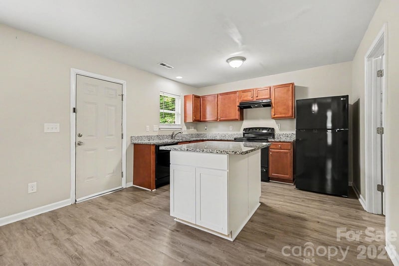 6532 Pennacook Dr, Charlotte, NC 28214