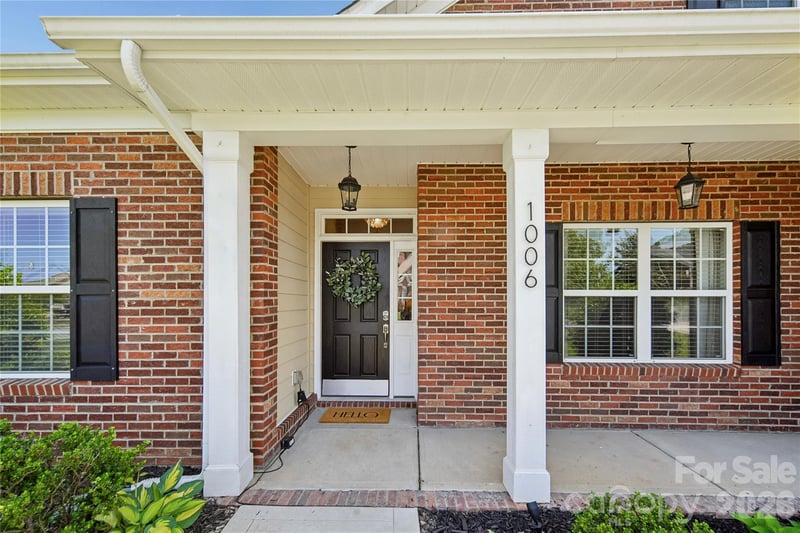 1006 Spring Rose Ln, Matthews, NC 28104