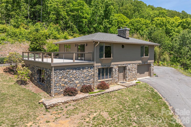 250 Lynn Cove Rd, Asheville, NC 28804