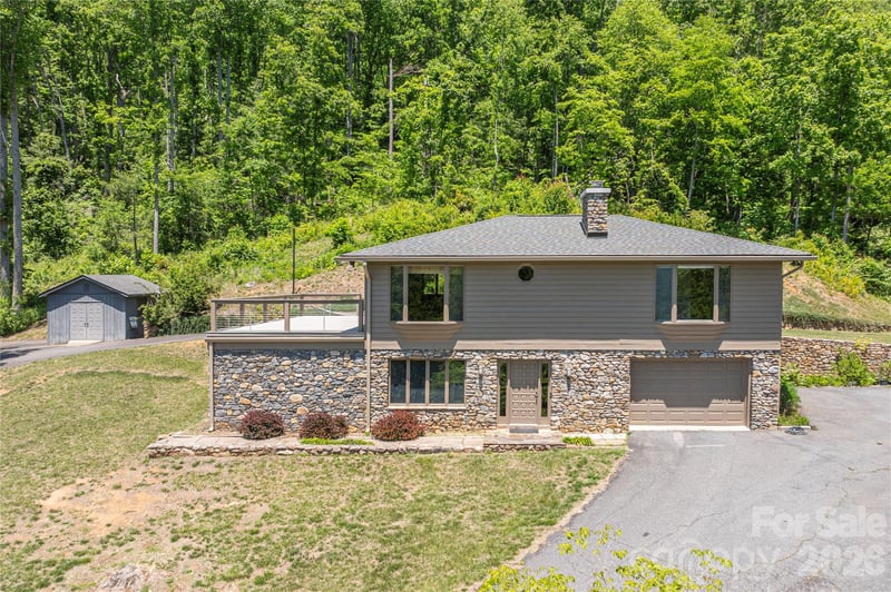 250 Lynn Cove Rd, Asheville, NC 28804