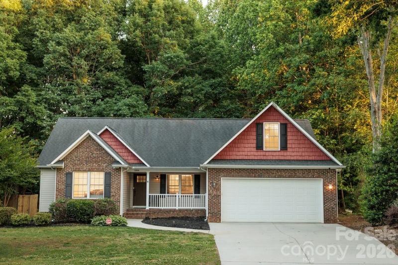 1084 Castlebrook Dr, Salisbury, NC 28146