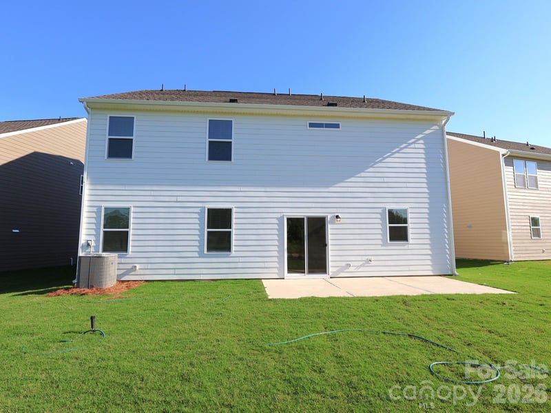 1350 Fremont Dr, Wingate, NC 28174