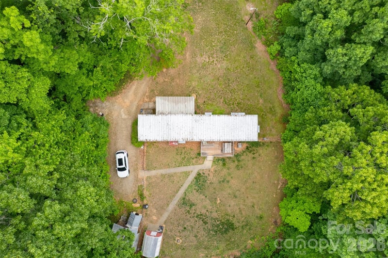 30 Gertrude Ln, Candler, NC 28715