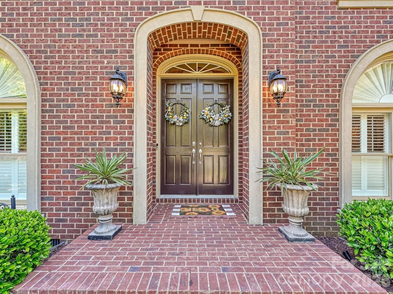 17146 Harcombe Dr, Charlotte, NC 28277