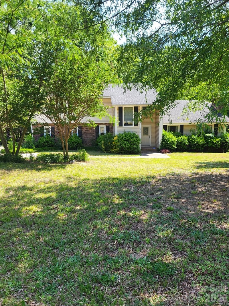 1913 Lake Monroe Dr, Monroe, NC 28112