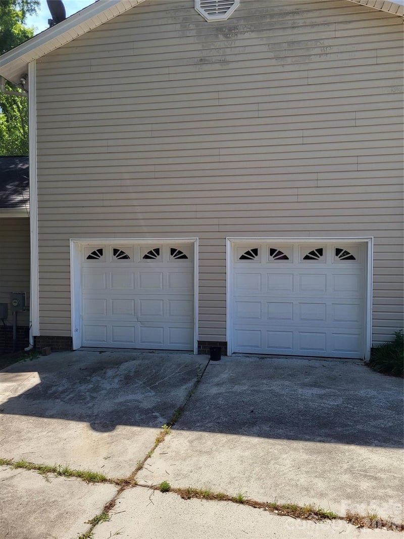 1913 Lake Monroe Dr, Monroe, NC 28212