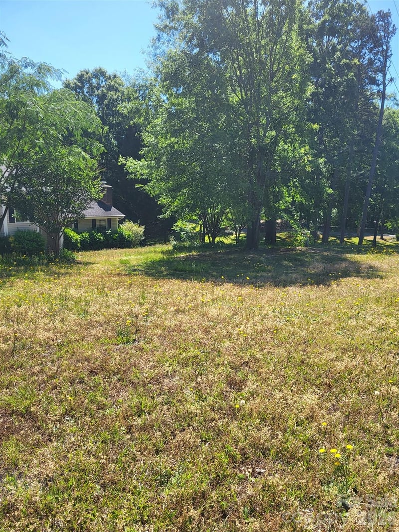 1913 Lake Monroe Dr, Monroe, NC 28212
