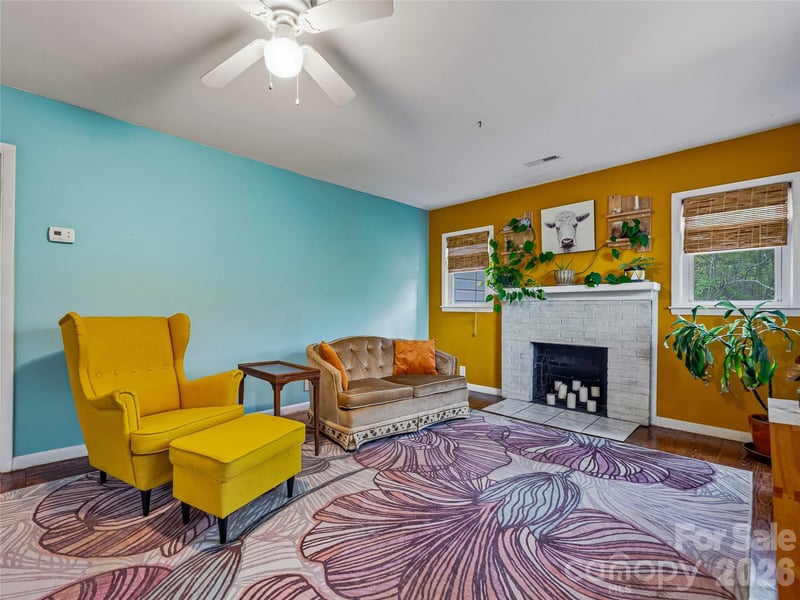 506 Johnston School Rd, Asheville, NC 28806