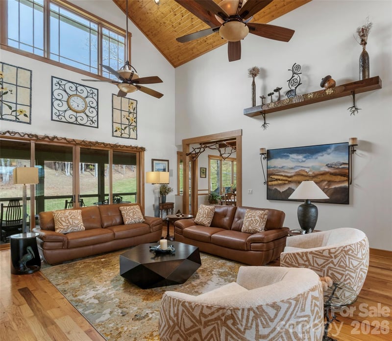 324 Austin Mountain Dr, Burnsville, NC 28714