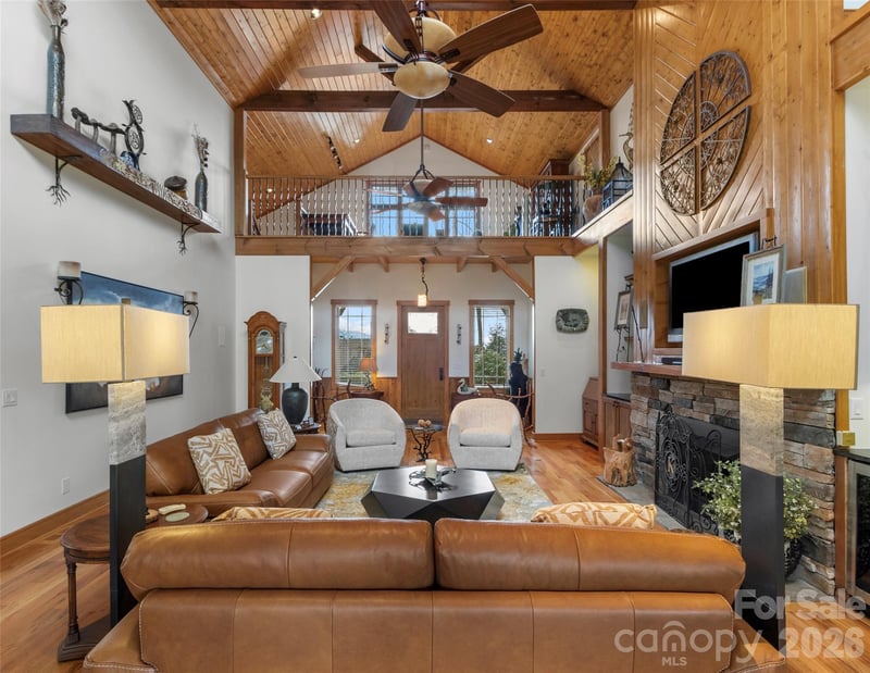 324 Austin Mountain Dr, Burnsville, NC 28714