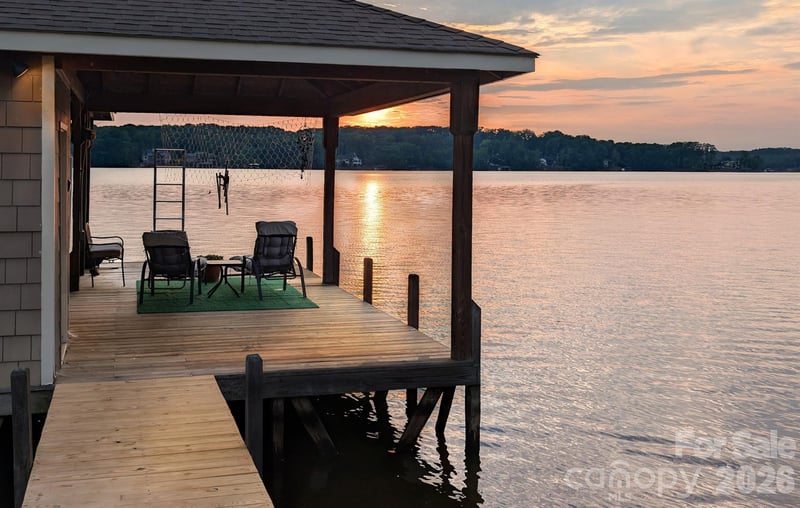 142 Forest Lake Ct, Mount Gilead, NC 27306