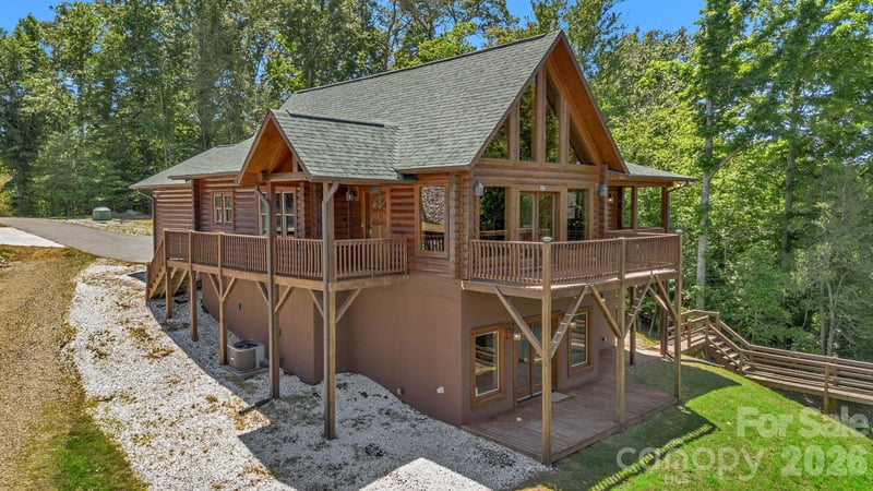 318 Heron Point Dr, Wilkesboro, NC 28697