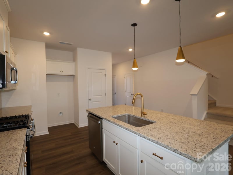 2716 Yeager Dr, Concord, NC 28027