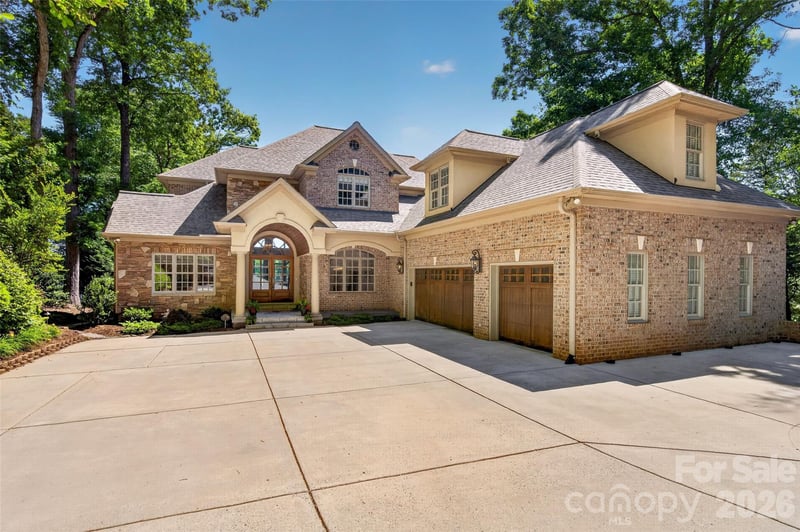 1440 Langdon Rd, Sherrills Ford, NC 28673