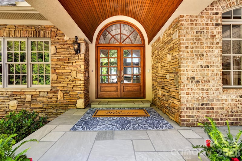 1440 Langdon Rd, Sherrills Ford, NC 28673