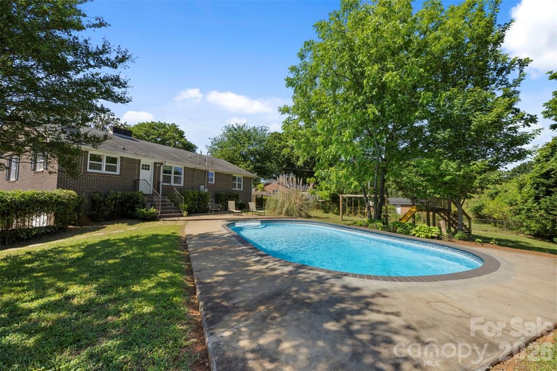 1483 Springsteen Rd, Rock Hill, SC 29730