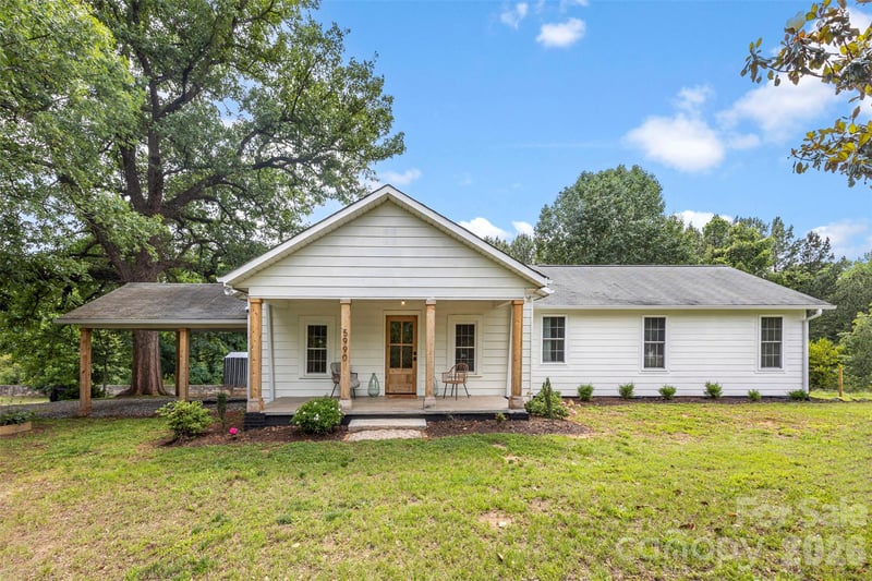 5990 Nc 9 Hw, Tryon, NC 28782