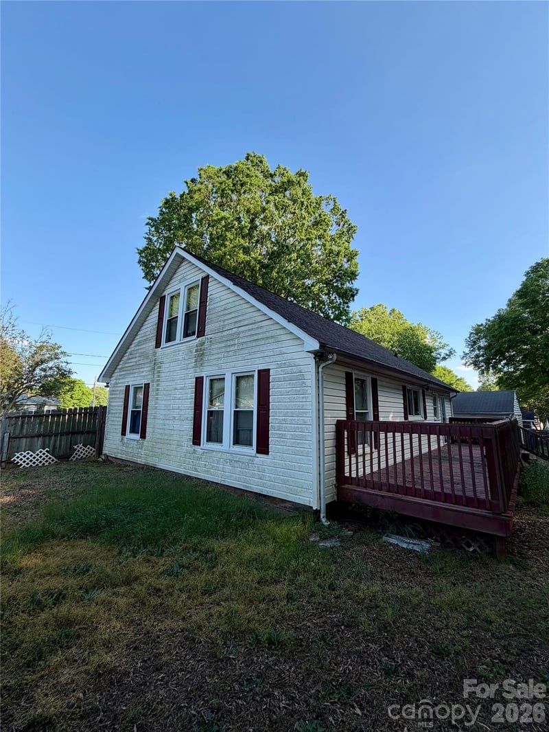 1911 Crestmont Ave, Kannapolis, NC 28081