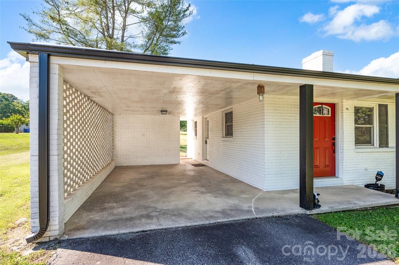 3033 Nc 10 Hw, Conover, NC 28613