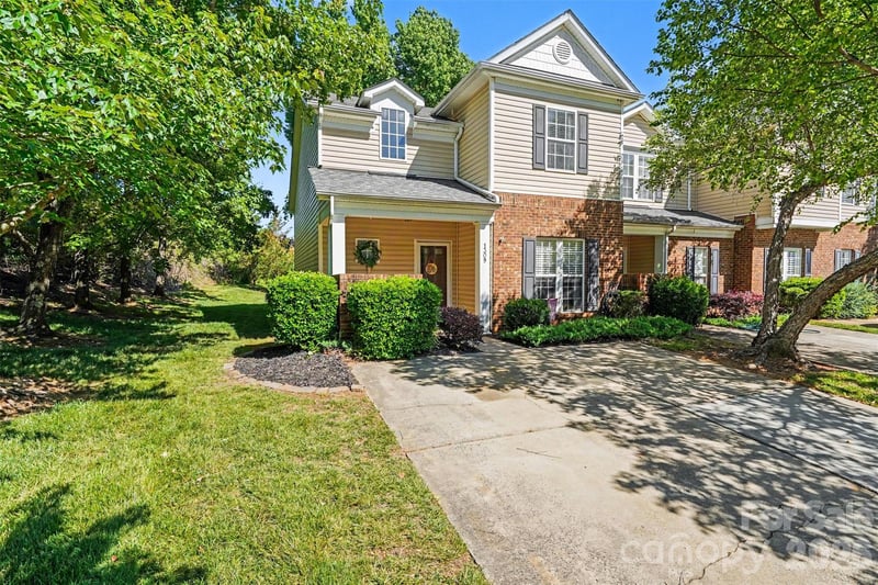 1309 Anthem Ct, Charlotte, NC 28205