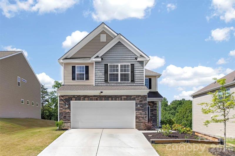 13016 Lannister Dr, Charlotte, NC 28278