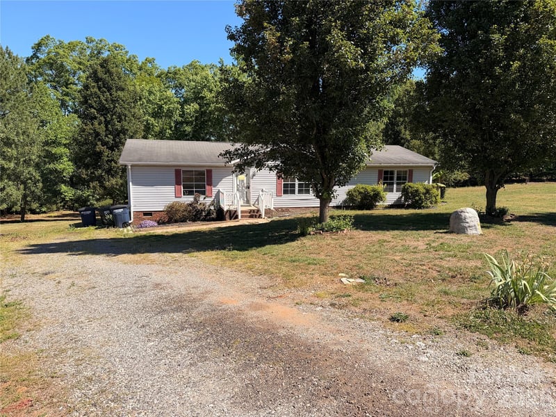 144 Carolina Wren Dr, Mooresville, NC 28115