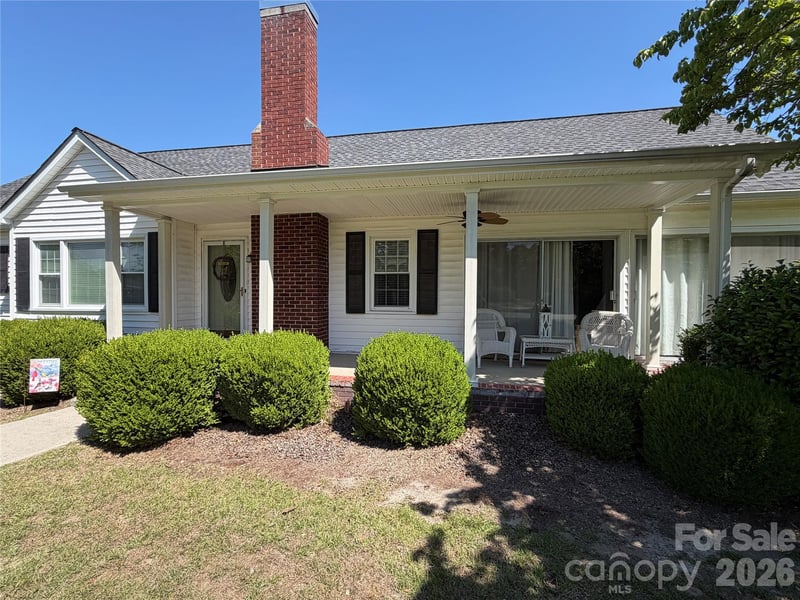 202 Stevens Dr, Kershaw, SC 29067