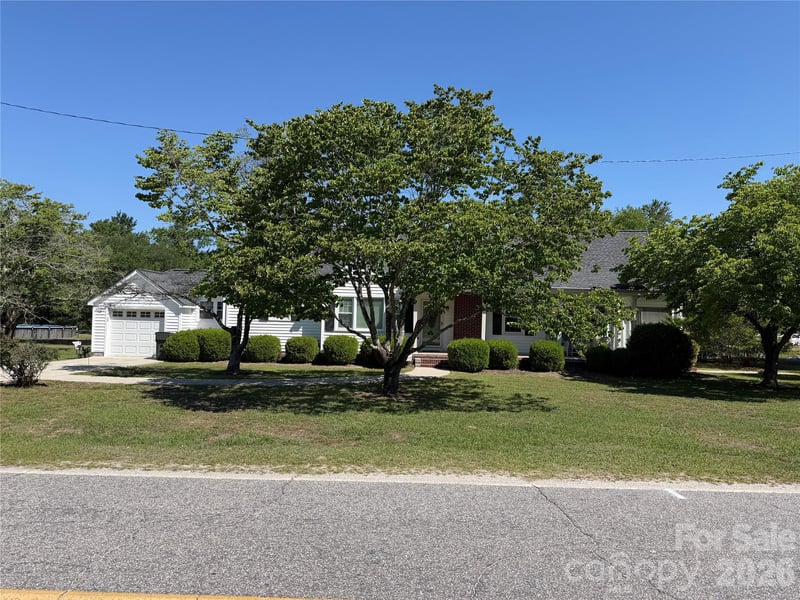 202 Stevens Dr, Kershaw, SC 29067