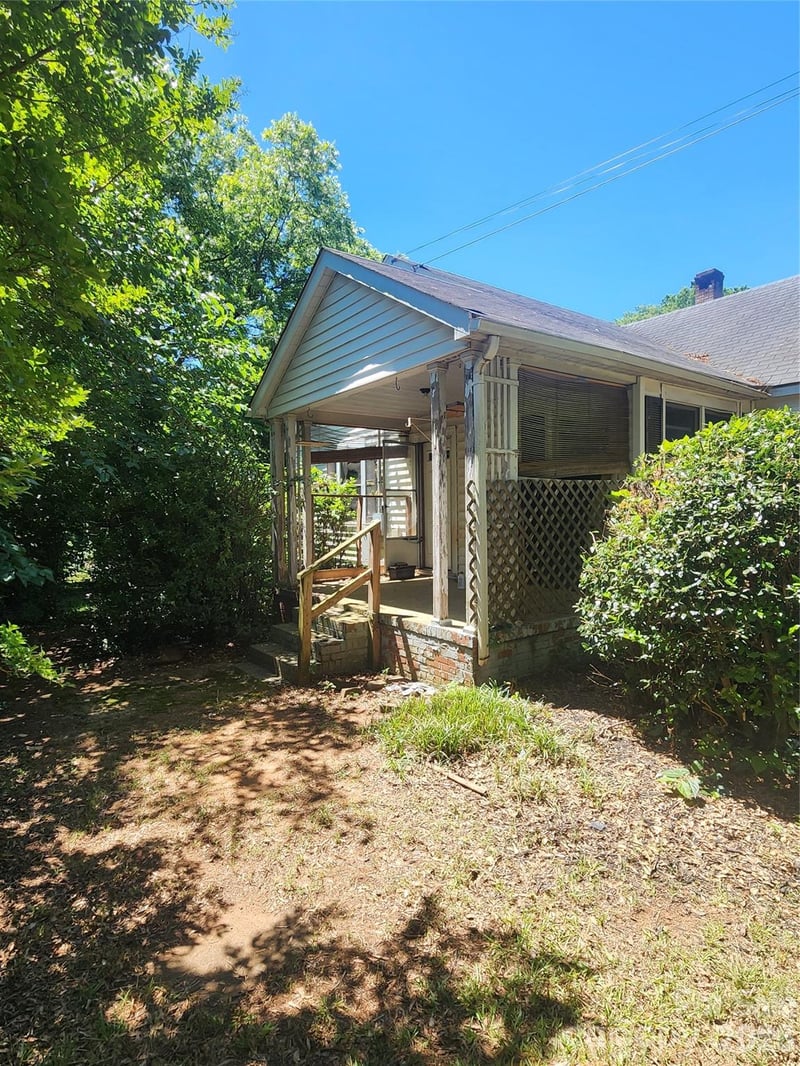 5510 Allen Rd, Charlotte, NC 28269