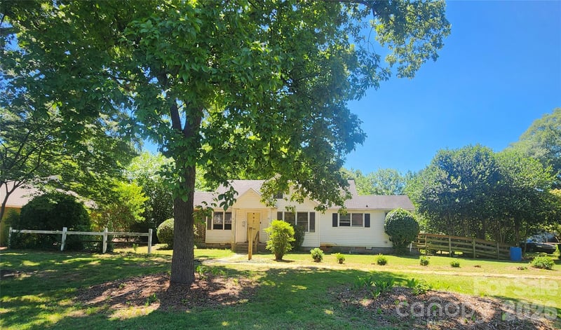 5510 Allen Rd, Charlotte, NC 28269