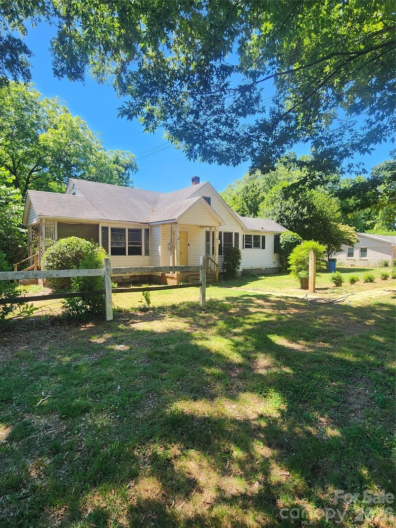 5510 Allen Rd, Charlotte, NC 28269
