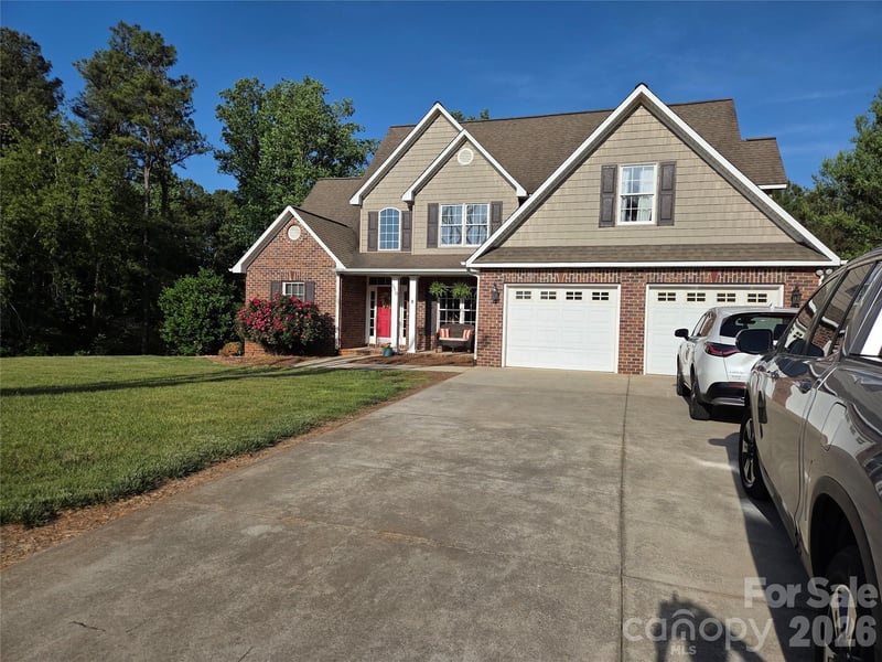 5510 Land Harbour Dr, Granite Falls, NC 28630