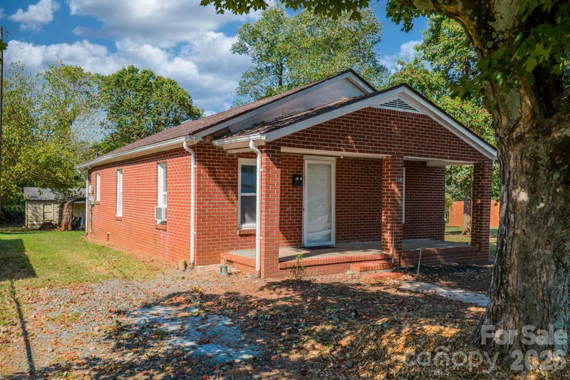 728 21st St, Hickory, NC 28602