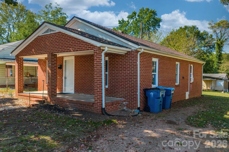 728 21st St, Hickory, NC 28602