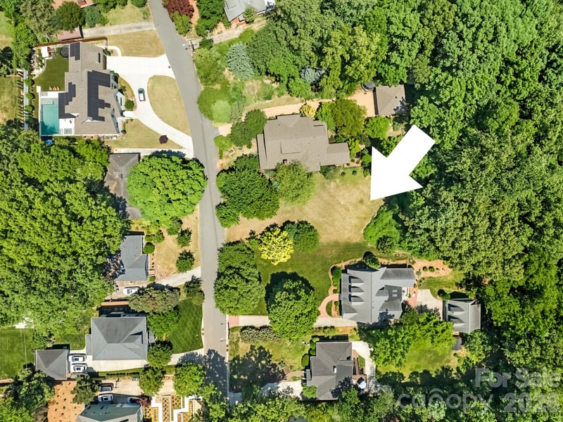 3137 Fairfax Dr, Charlotte, NC 28209