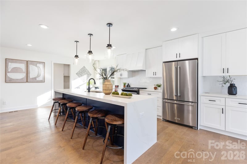 6401 Park South Dr, Charlotte, NC 28210