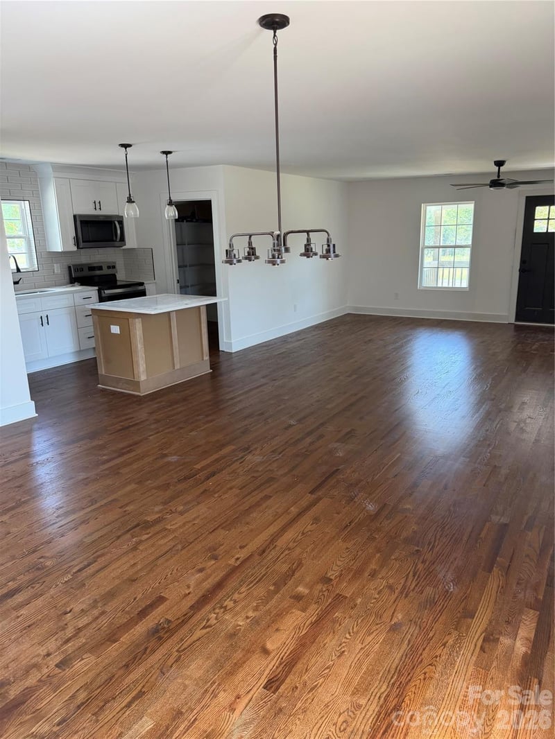 6123 Flay Rd, Cherryville, NC 28021