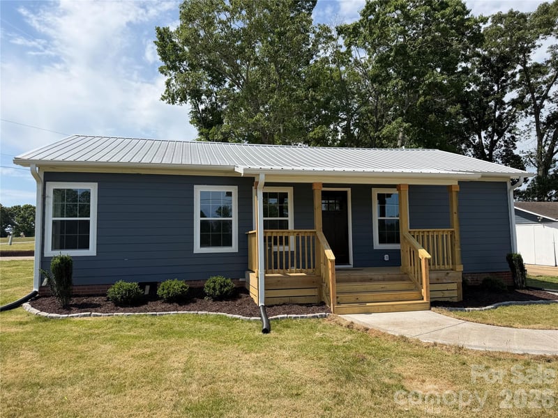 6123 Flay Rd, Cherryville, NC 28021