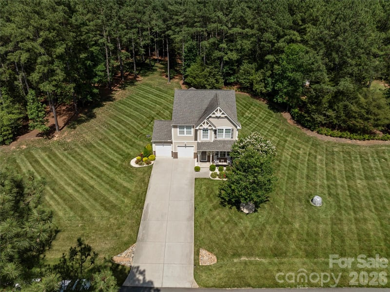 8122 Mossy Rock Rd, Waxhaw, NC 28173