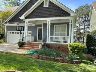 2615 Merion Hills Ct, Charlotte, NC 28269