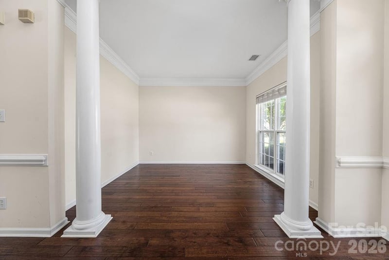 9512 Autumn Applause Dr, Charlotte, NC 28277