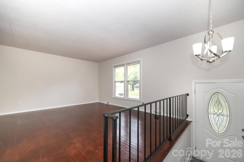 5001 Springview Rd, Charlotte, NC 28213