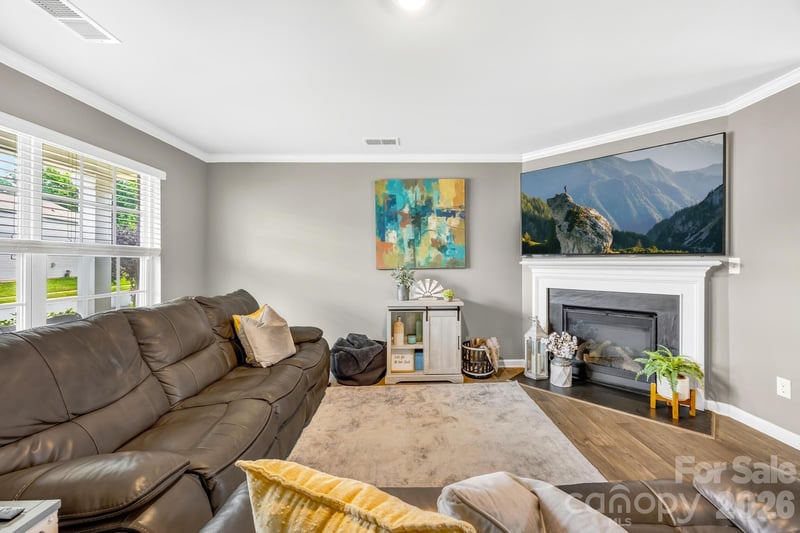2611 Idared Dr, Dallas, NC 28034