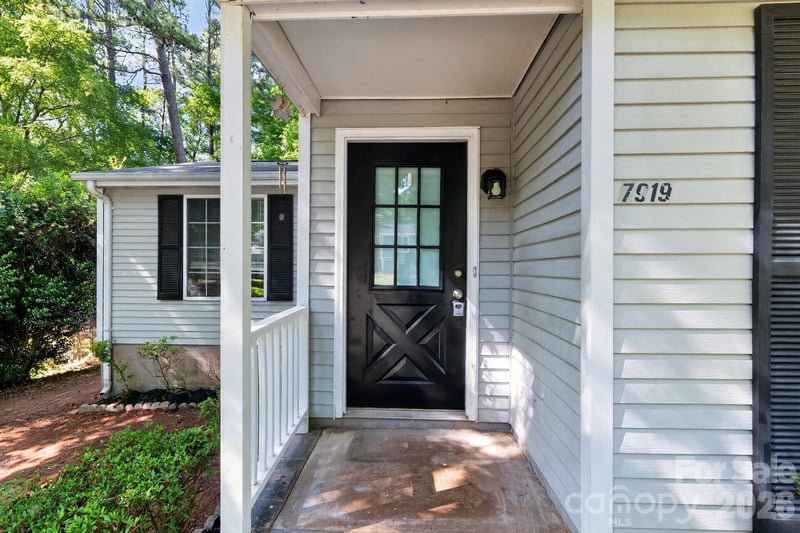 7919 Corder Dr, Charlotte, NC 28212