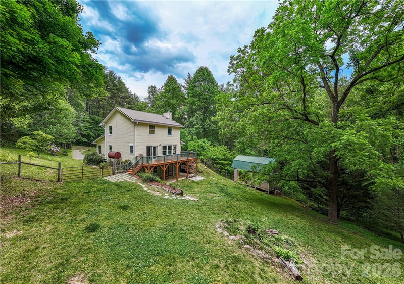 658 Tilley Creek Rd, Cullowhee, NC 28723