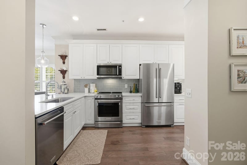 8942 Rosalyn Glen Rd, Cornelius, NC 28031