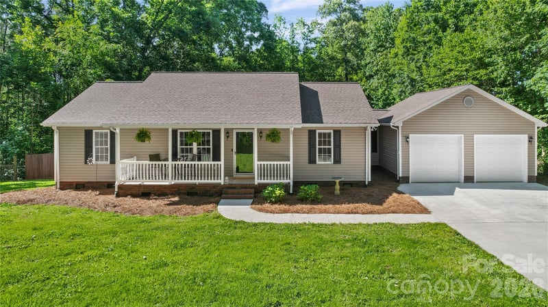 39328 Holly Ridge Rd, New London, NC 28127